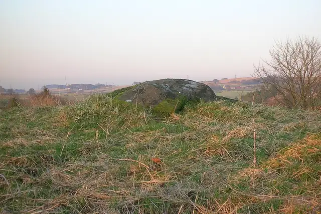 Cairn Riv – Megalith