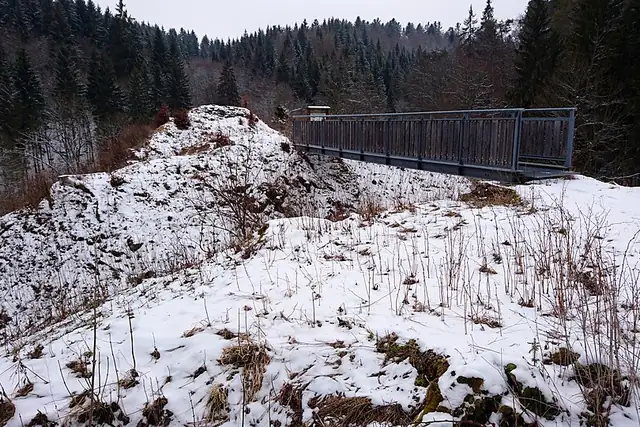 Ruine der Burg Hossingen – Ruin, 9 km from Albstadt