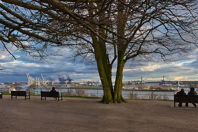 Altonaer Balkon – Viewpoint, near Hamburg