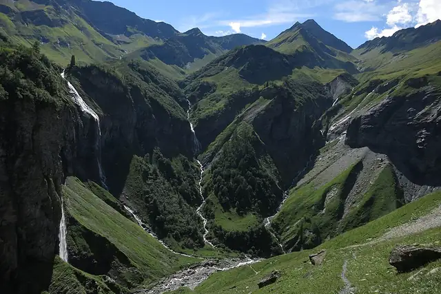 Batöni – Waterfall, 18 km from Chur