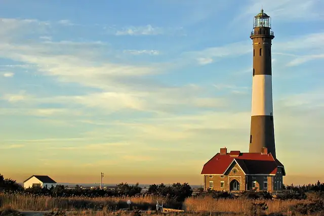 Fire Island Lighthouse Visitors Center – Leuchtturm, 11 km von Bay Shore