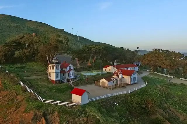 Point San Luis Lighthouse – Lighthouse, 16 km from Arroyo Grande