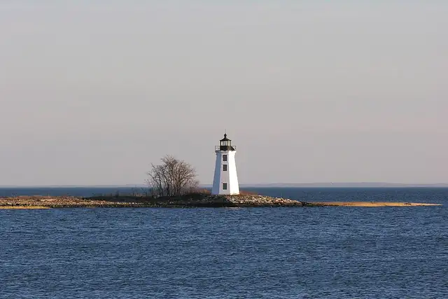 Black Rock Harbor Light – Lighthouse, near Fairfield