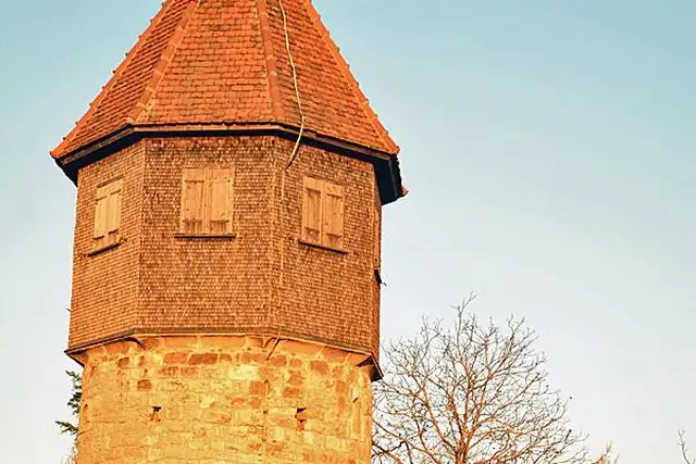 Mélacturm – Aussichtspunkt, 8 km von Stuttgart