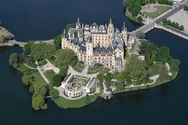 Schweriner Schloss – Castle, near Schwerin