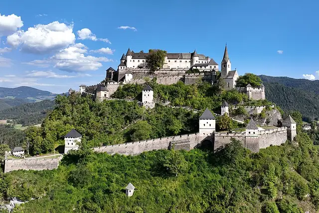Burg Hochosterwitz – Burg oder Schloss, 18 km von Klagenfurt am Wörthersee