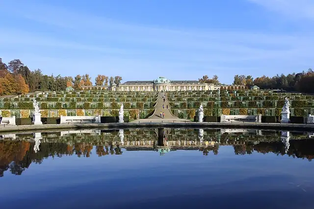 Schloss Sanssouci – Burg oder Schloss, bei Potsdam