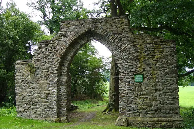 Ruine Kreuzkirche – Ruine, bei Neuwied