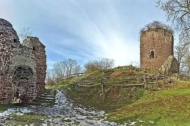 Ebersburg – Ruin, 8 km from Nordhausen