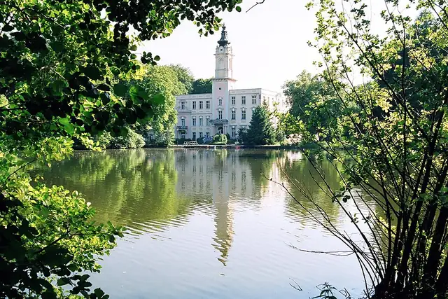 Schloss Dammsmühle – Burg oder Schloss, 6 km von Wandlitz