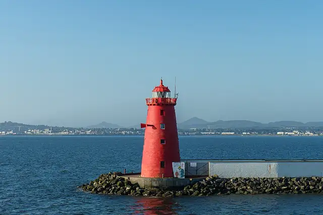 Poolbeg Lighthouse – Lighthouse, 7 km from Dublin