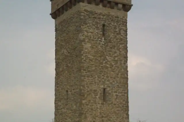 Flounders' Folly – Lookout tower, 16 km from Loughton