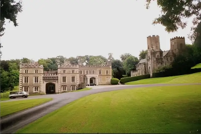 Port Eliot – Castle, 12 km from Plymouth