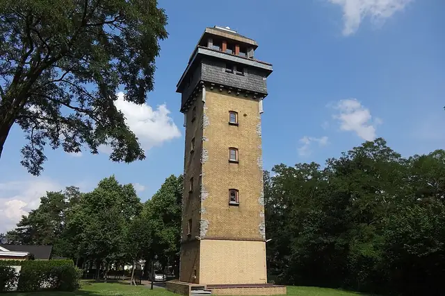 Wachtelturm – Aussichtsturm, 8 km von Strausberg