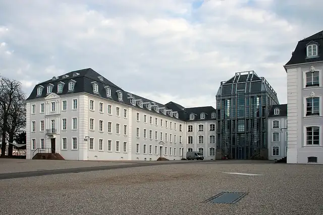 Saarbrücker Schloss – Burg oder Schloss, bei Saarbrücken