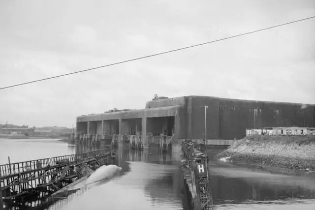 U-Boot-Bunker Fink II – Ruin, 9 km from Hamburg