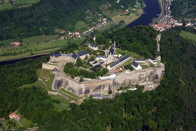Festung Königstein – Burg oder Schloss, 10 km von Pirna
