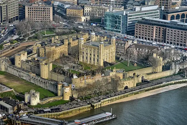 Tower of London – Castle, near Shadwell
