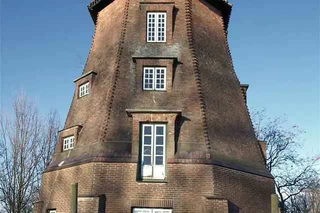 Deichmühle Haseldorf (Ruine) – Windmill, 7 km from Uetersen