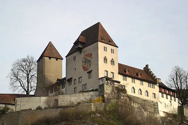 Schloss Burgdorf – Burg oder Schloss, 18 km von Bern