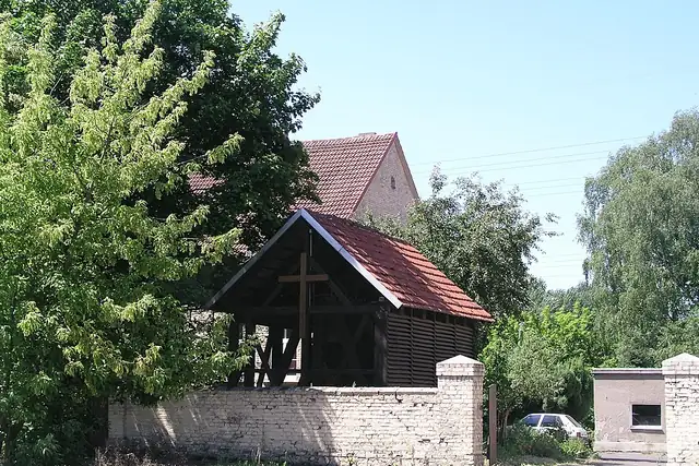 Dorfkirche Malchow – Ruine, 8 km von Berlin