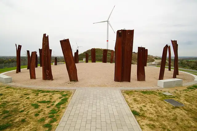 Metalhenge – Viewpoint, near Bremen